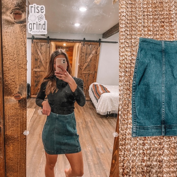 Free People Dresses & Skirts - Free People Jean skirt